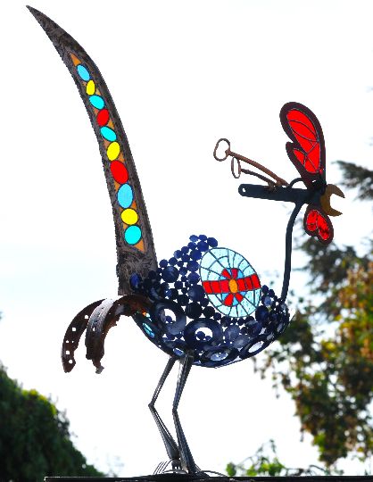 coq avec vitrail lumineux