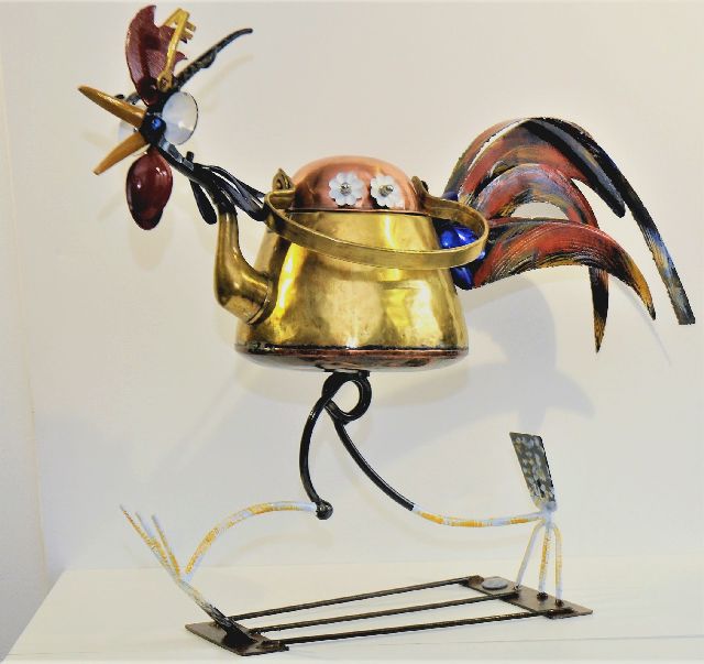 oiseau en metal et verre