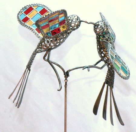 zwei metallvogel